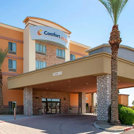 Comfort Suites Glendale - State Farm Stadium Area