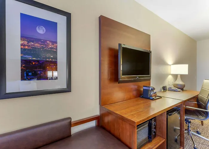 Hotel Comfort - State Farm Stadium Area Glendale