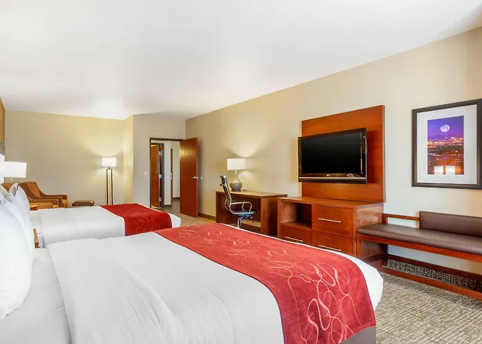 Hotel Comfort - State Farm Stadium Area 4*