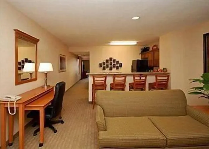 Hotel Comfort - State Farm Stadium Area 4*